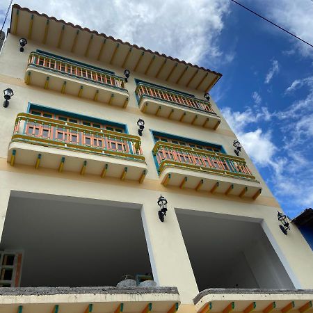 Balcones De La Pradera By Hope Apartment กัวตาเป ภายนอก รูปภาพ